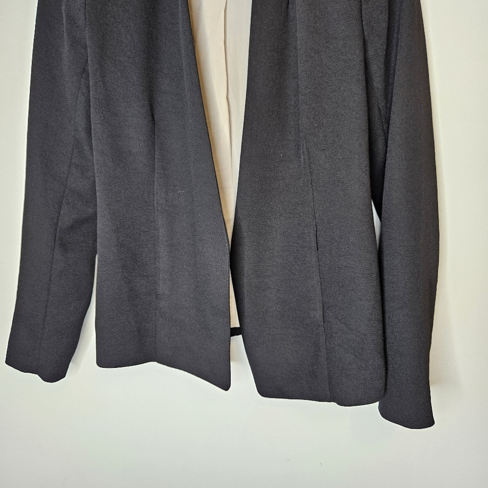 Aritzia Babaton Keith Blazer Jacket Sz 2 Open Front Black Minimalist Corporate - Picture 6 of 14